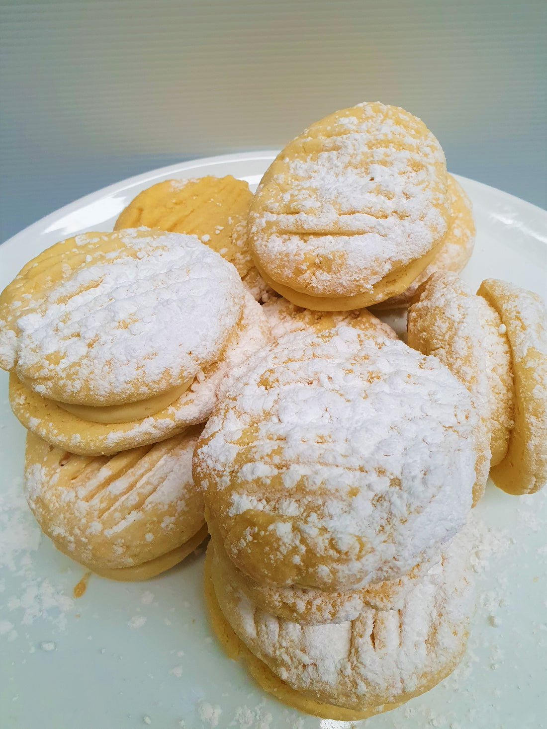 Vanilla Cookie with Vanilla Buttercream