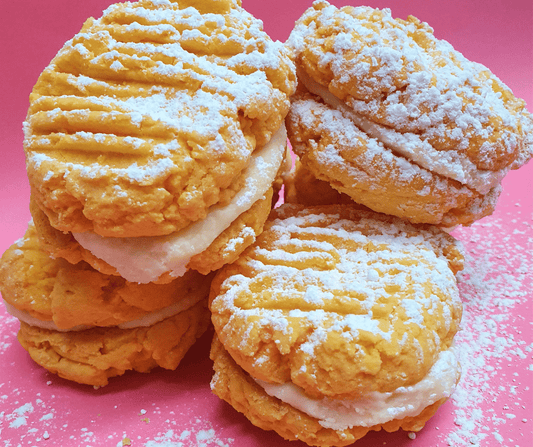 Custard Shortbread Cookie with Lemon Buttercream